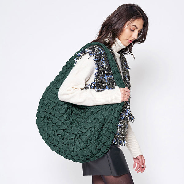 large quilted puffer tote | green
