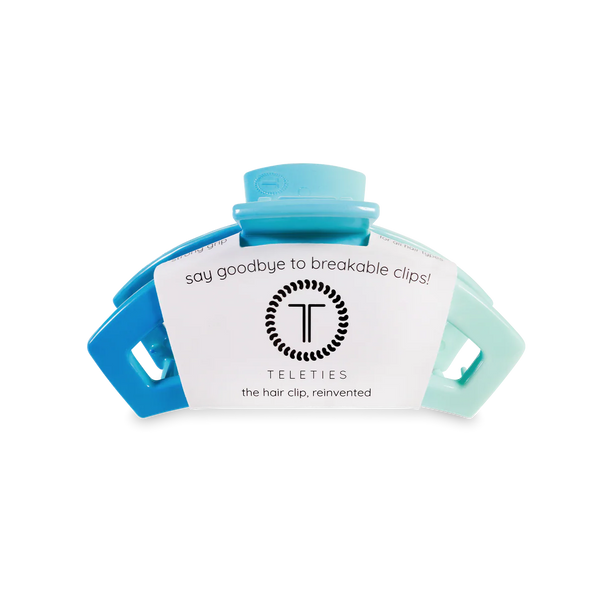 teleties open clip, small | poolside!