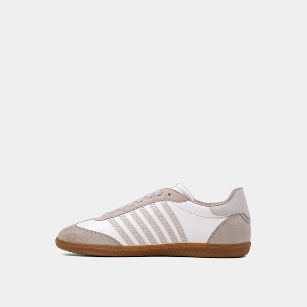 shu shop stevie sneakers | white