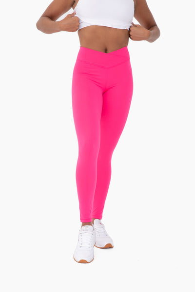 bring good energy crossover leggings | hot pink