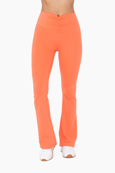 set the pace flare leggings | hot coral