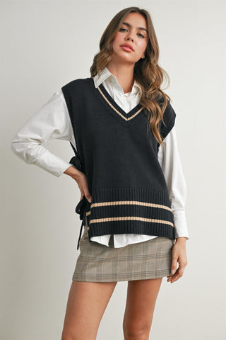 at a glance striped trim sleeveless sweater | black