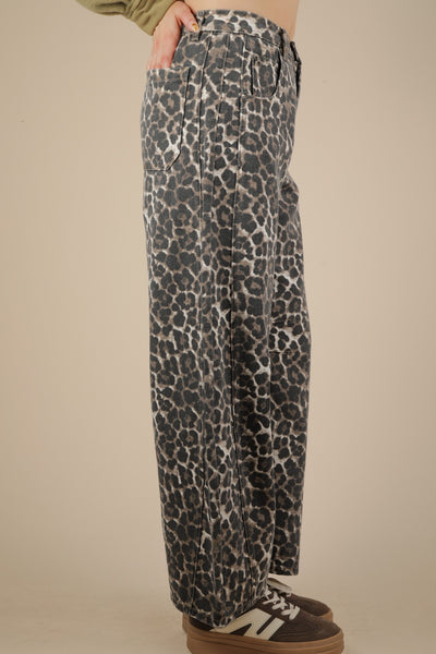 kylie leopard print barrel jeans | mocha