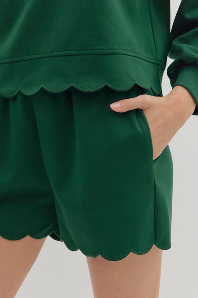 worth remembering scalloped shorts | hunter green