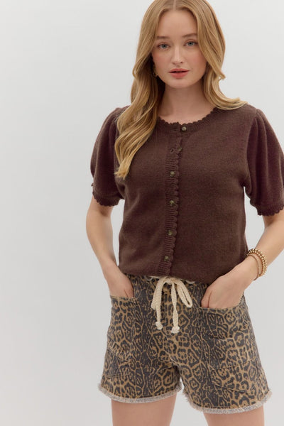 social sweetness short sleeve scallop edge cardigan | chocolate