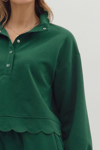 worth remembering scalloped pullover | hunter green