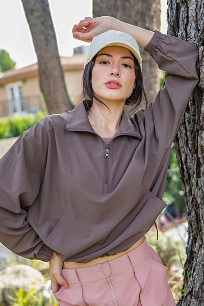 breeze on by quarter zip pullover | brown