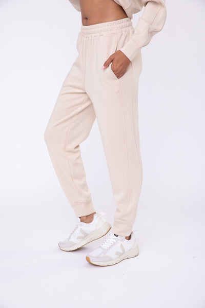 fight the feeling elevated joggers | natural