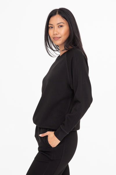 fight the feeling elevated pullover | black