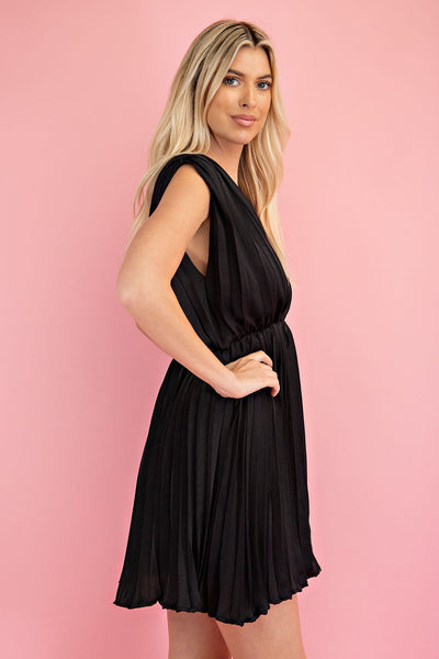 steal your attention pleated dress | black
