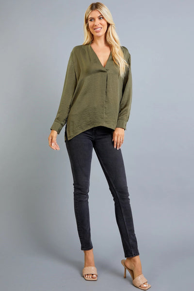 no hesitation satin top | olive