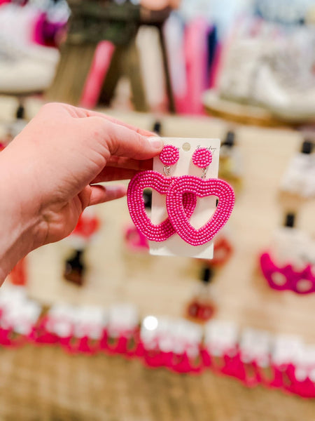 beaded heart earrings | light pink