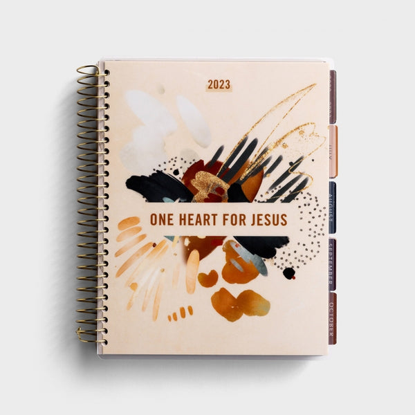 18-month planner | one heart for Jesus